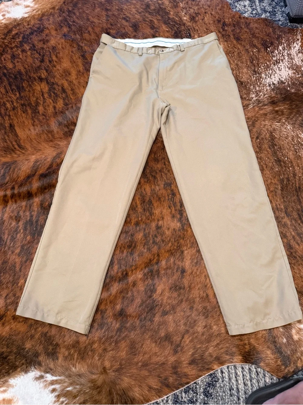 Men’s Haggar Classic Fit Original Khaki Flat Front Dress Pants 38x34